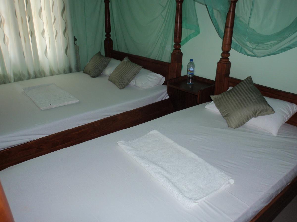 Rock Villa Relax City Resort Mihintale Exterior foto